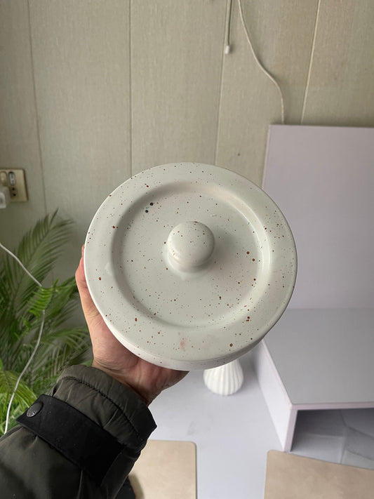 Leftover 6.5 inch Handi ( White Matte with brown specks )