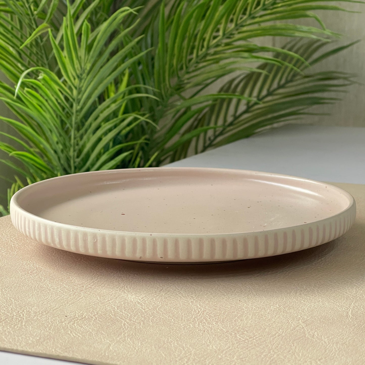 8 inch Pebble Edge Classic Plate ( Old Rose Matte )